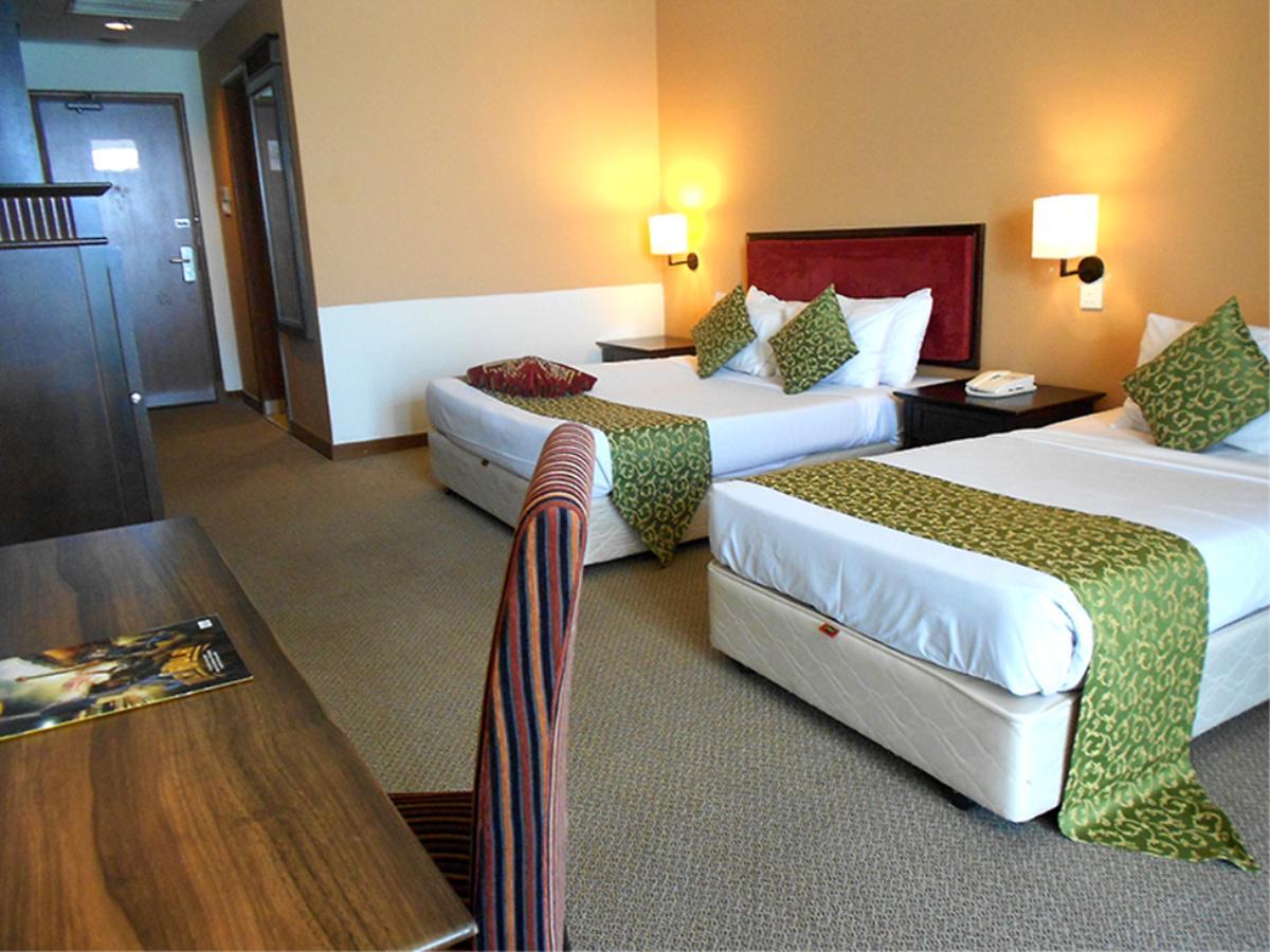 Hotel Legacy Port Dickson Buitenkant foto