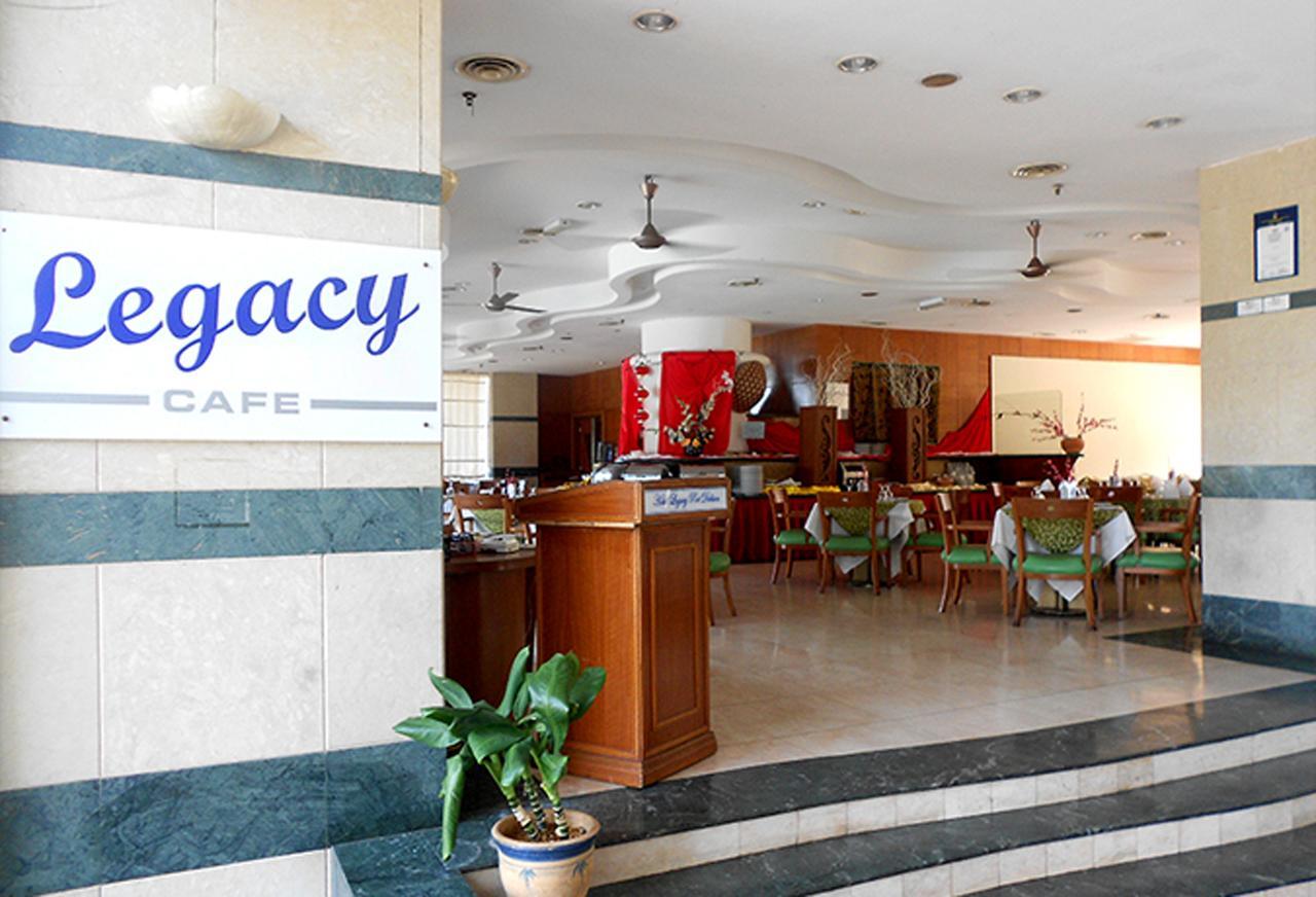 Hotel Legacy Port Dickson Buitenkant foto